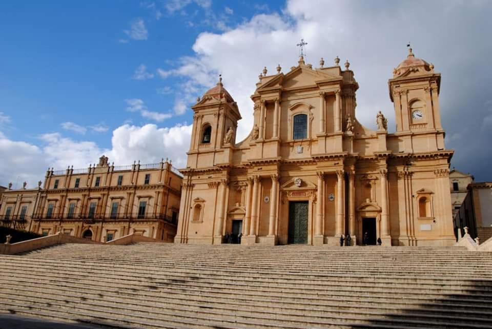 Vila Casa Vico Lepre Noto Exteriér fotografie